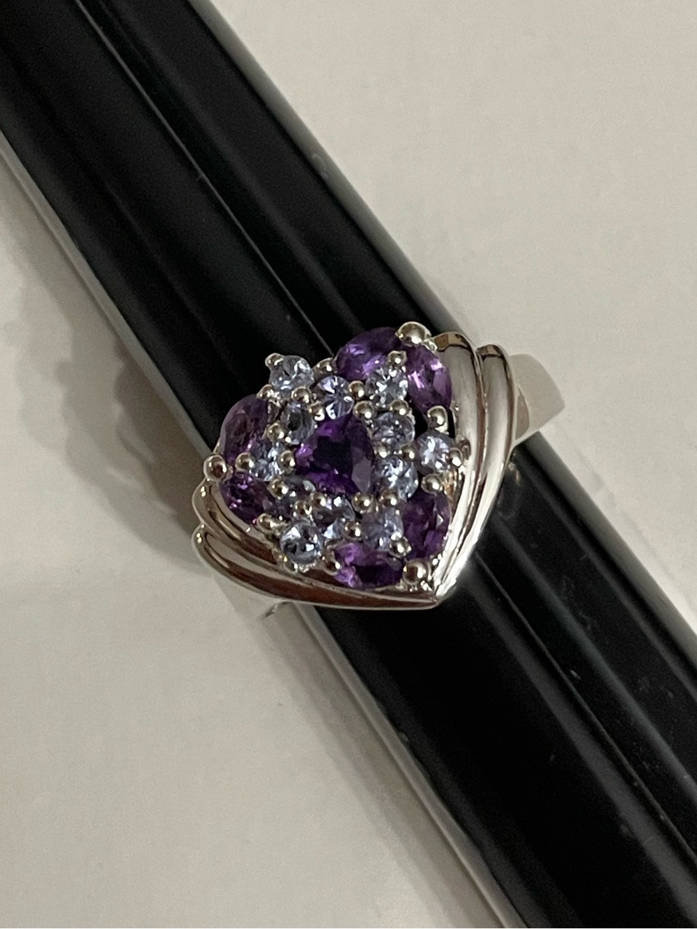 Sterling Silver 925 Heart Ring with Purple and Clear Stones size 6 nwt
